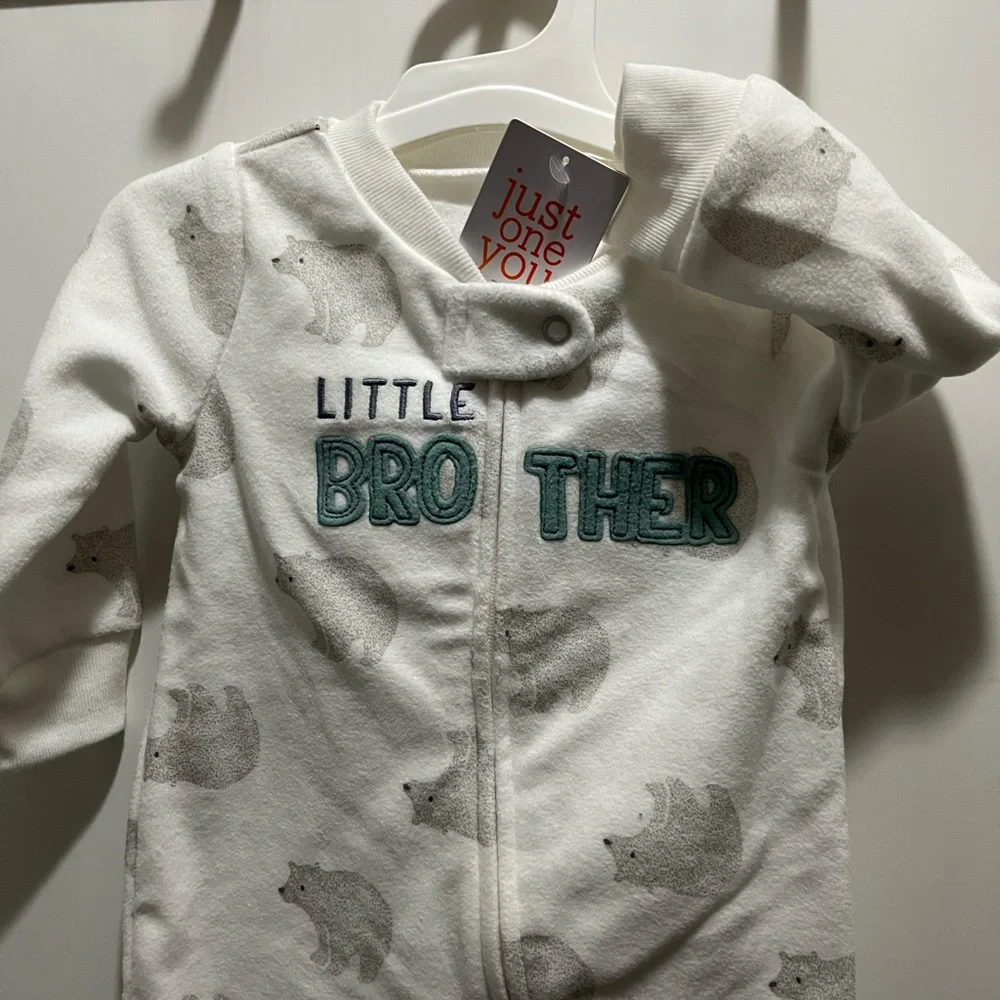 NWT Carter’s Ram-per Size 6M 24-27in 2- Way Zipper keeps baby warm and Snuggly